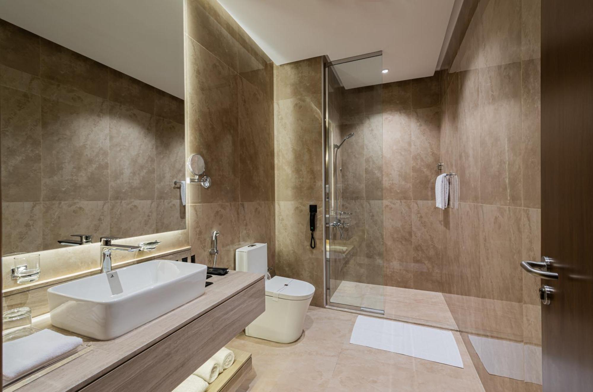 Voyage Hotel & Suites Rijád Kültér fotó
