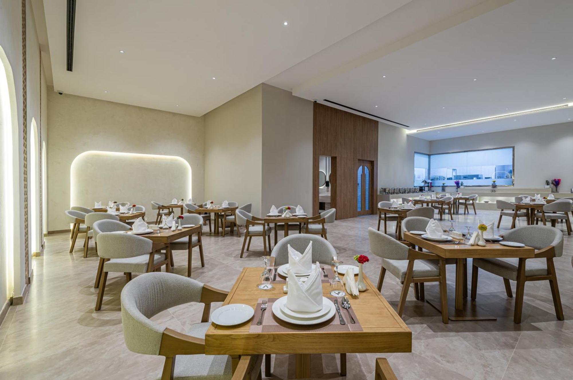 Voyage Hotel & Suites Rijád Kültér fotó