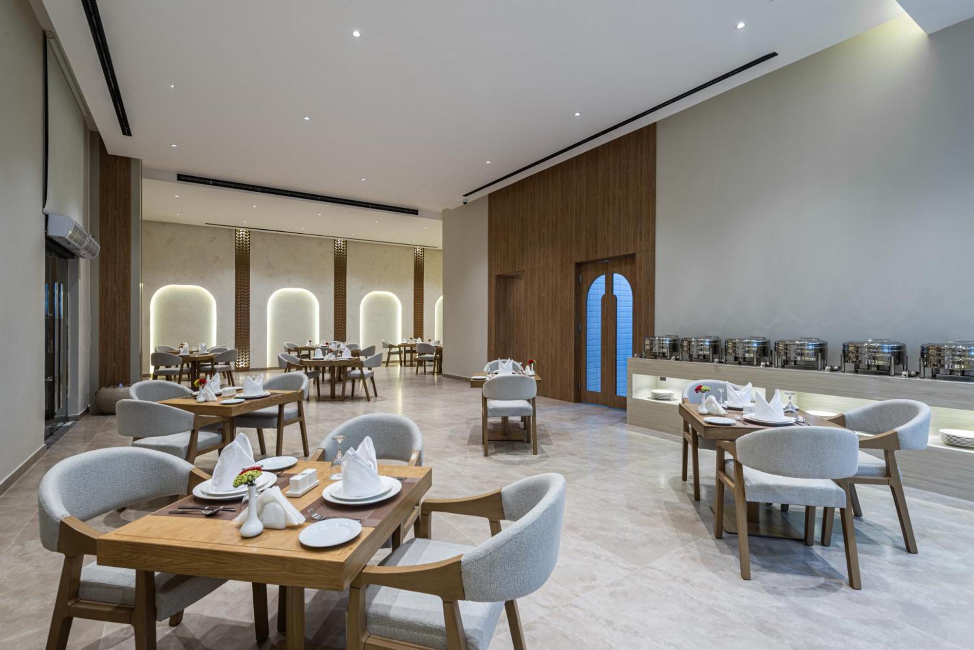 Voyage Hotel & Suites Rijád Kültér fotó