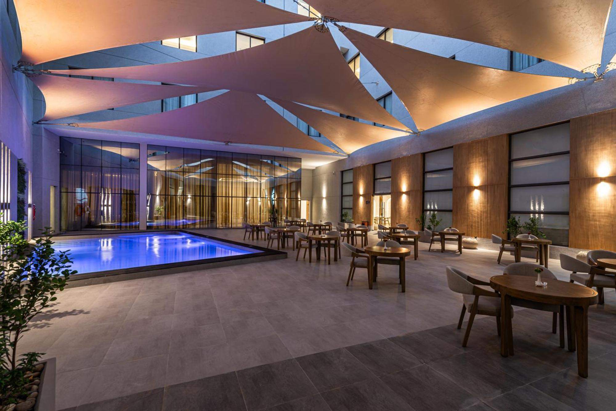 Voyage Hotel & Suites Rijád Kültér fotó